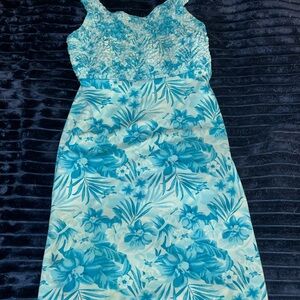 Floral Blue Sleeveless Dress